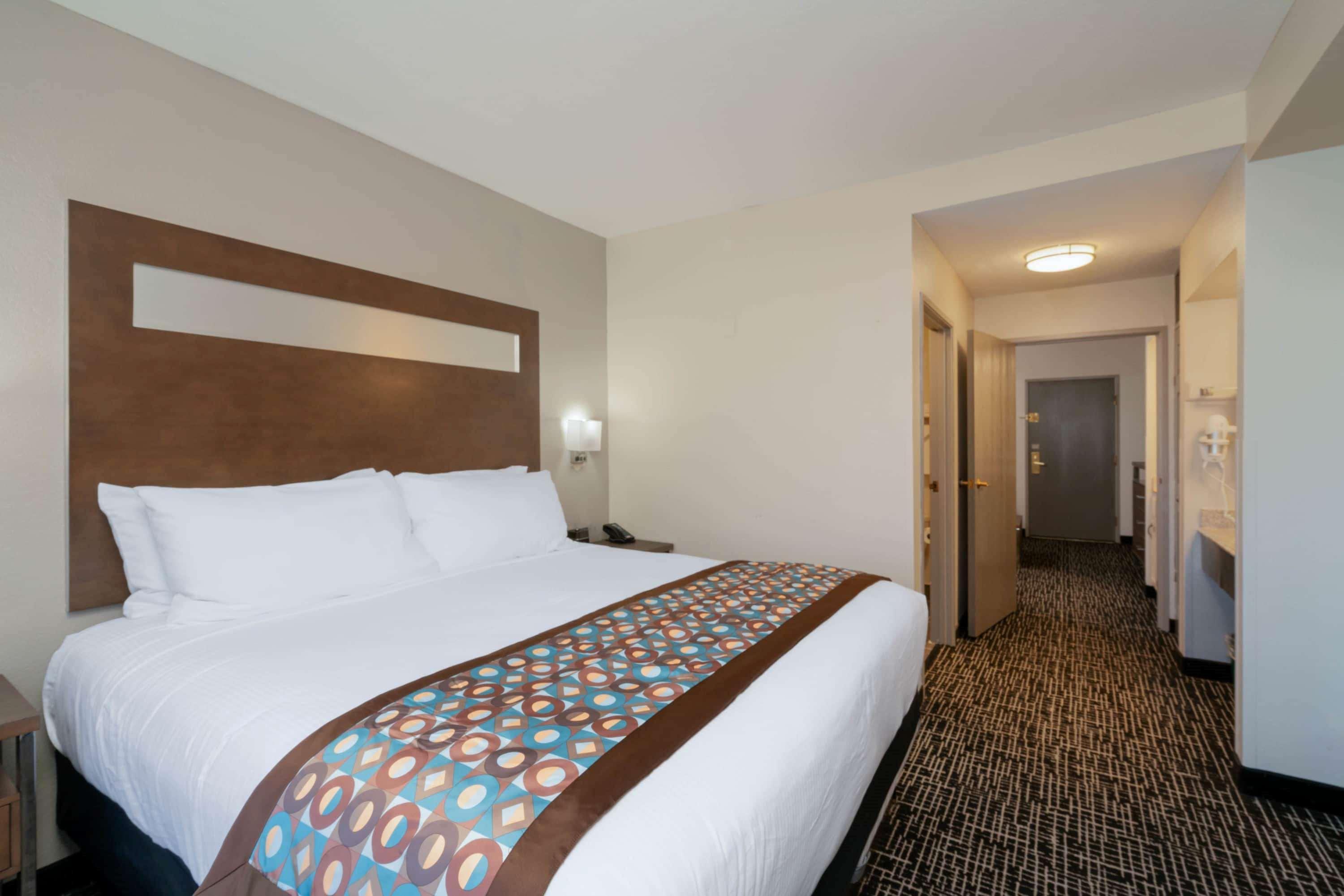 Wingate By Wyndham Memphis East Hotel Exterior photo