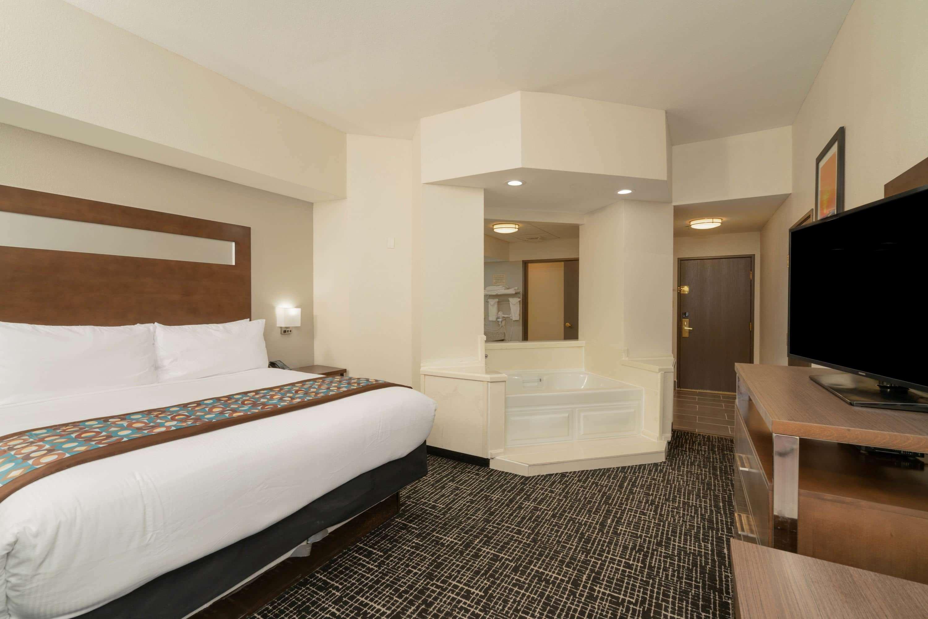 Wingate By Wyndham Memphis East Hotel Exterior photo