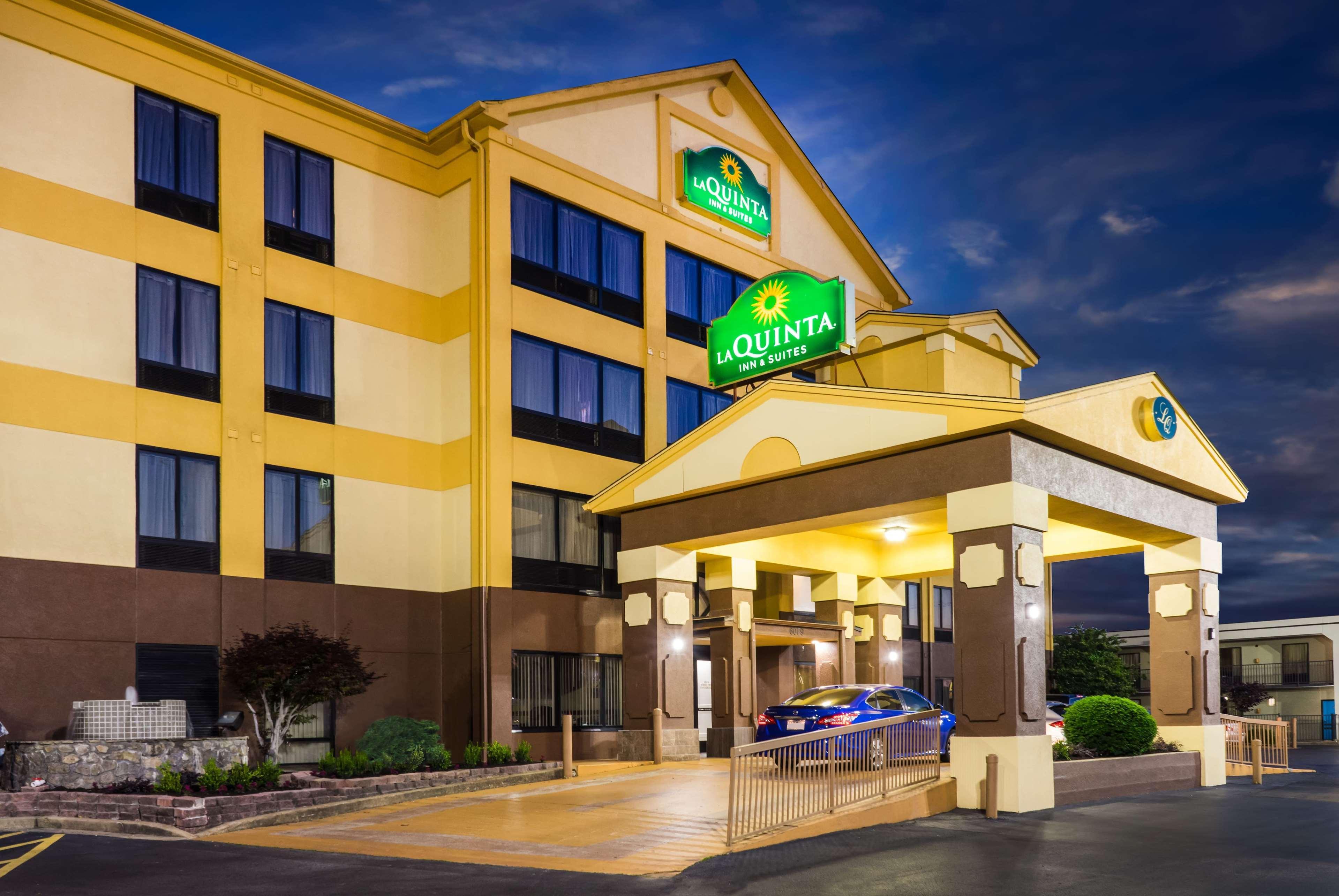 Wingate By Wyndham Memphis East Hotel Exterior photo