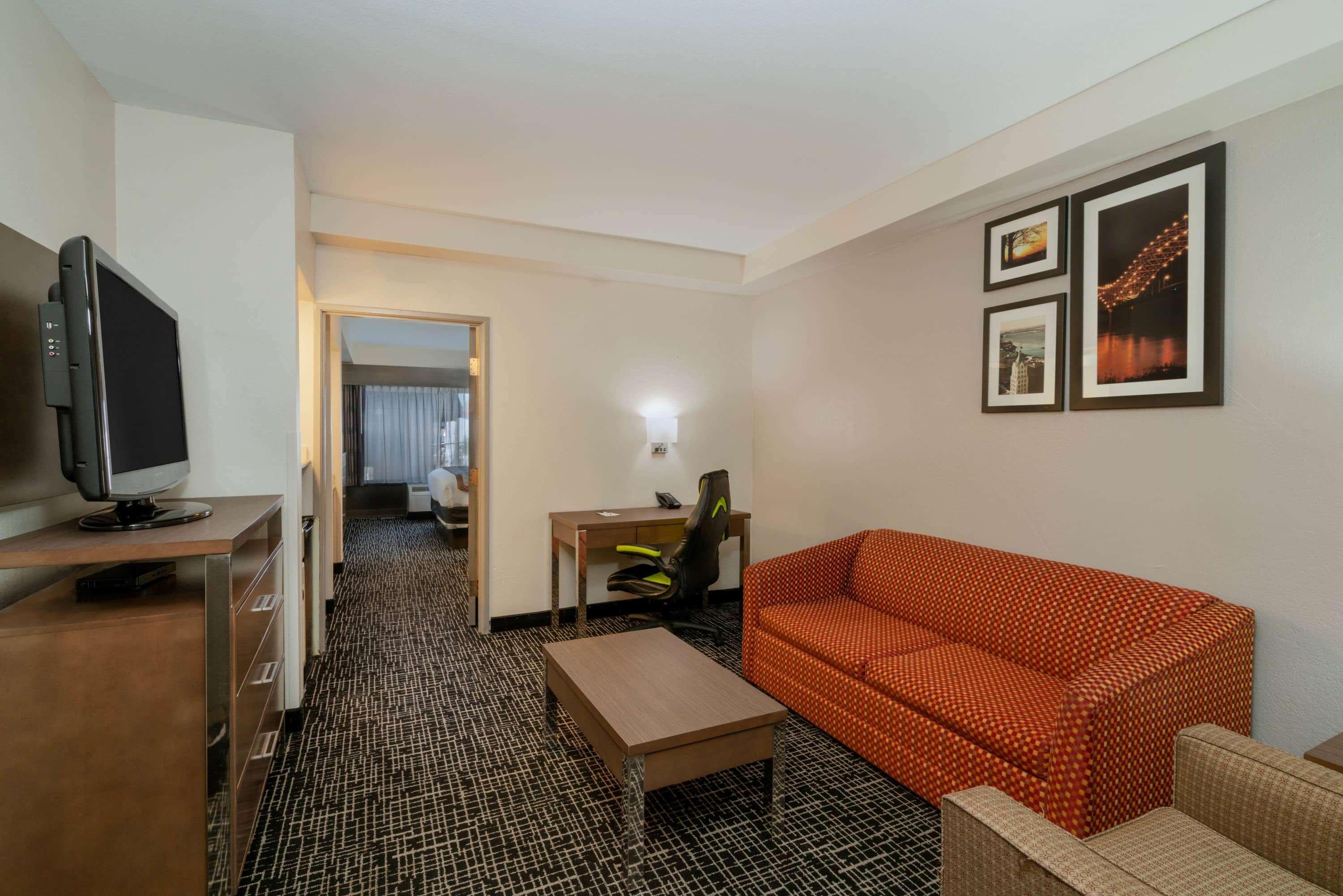 Wingate By Wyndham Memphis East Hotel Exterior photo