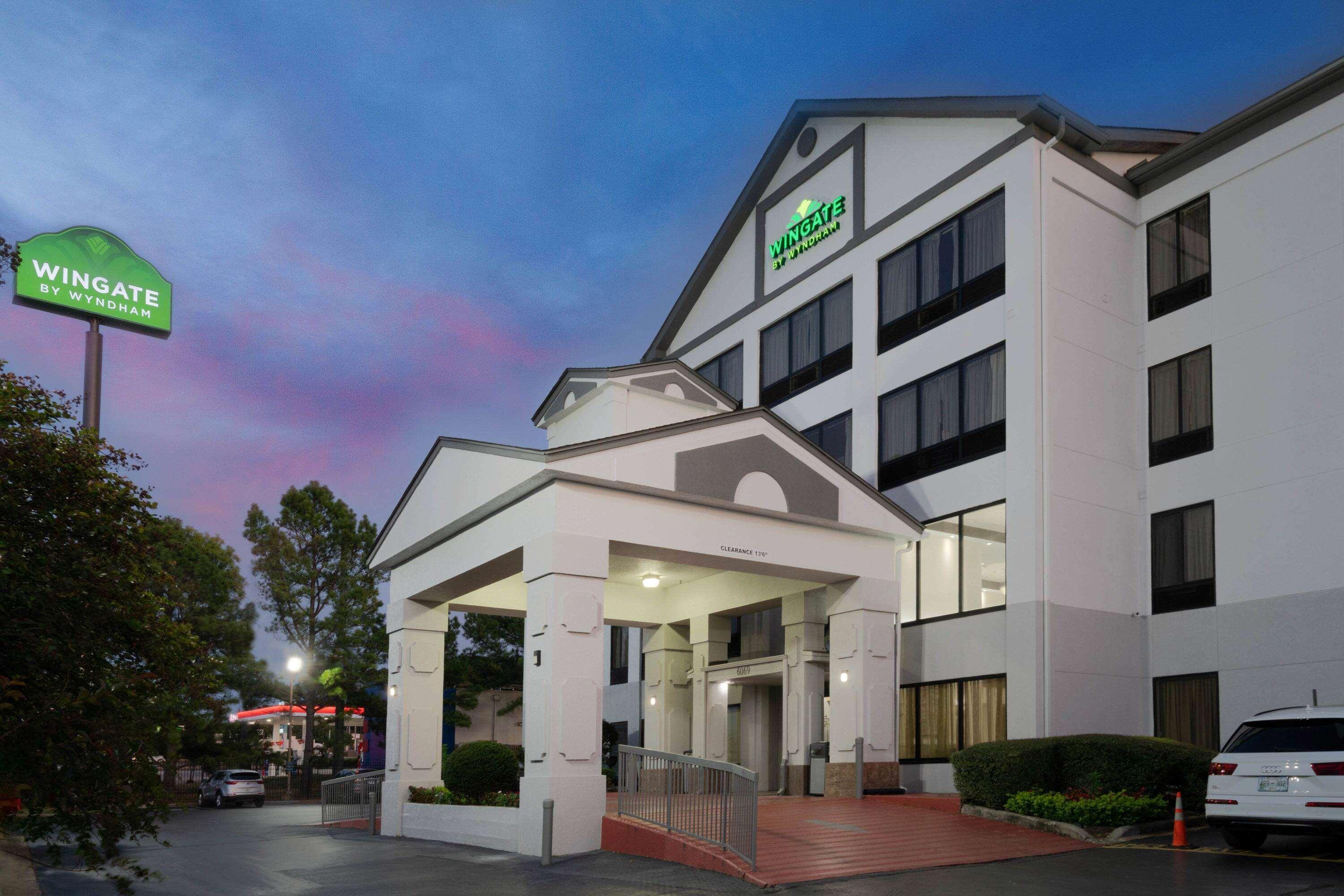 Wingate By Wyndham Memphis East Hotel Exterior photo