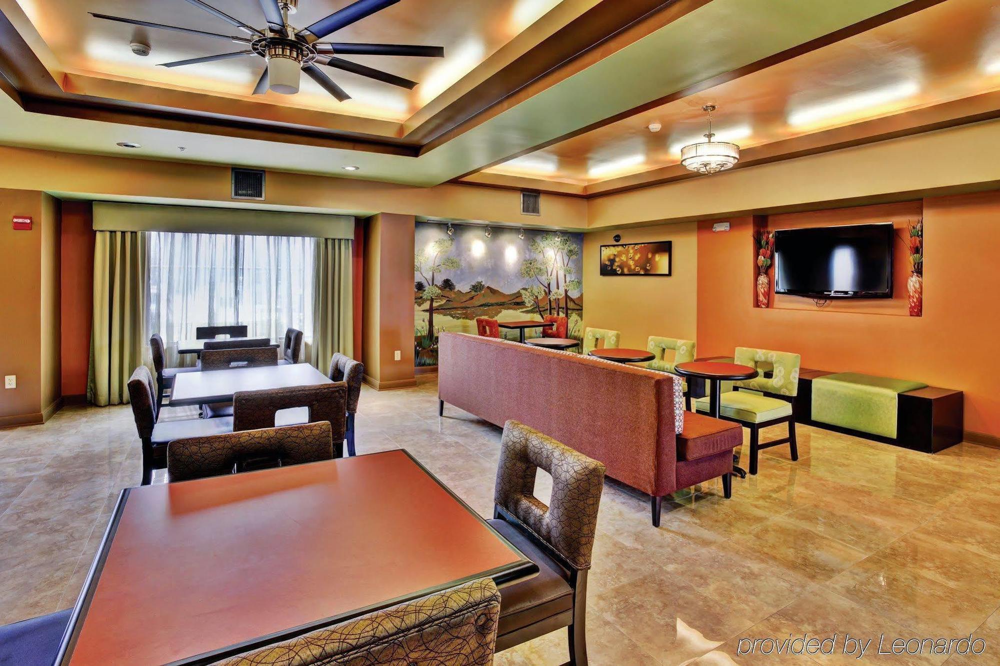 Wingate By Wyndham Memphis East Hotel Exterior photo