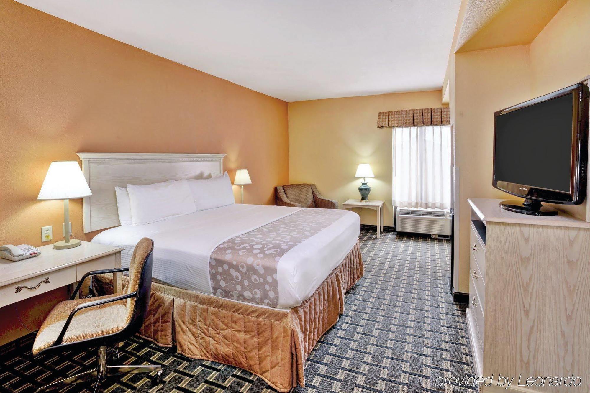Wingate By Wyndham Memphis East Hotel Exterior photo